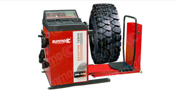 SAMFD Truck Wheel Balancing Machine - Image 2